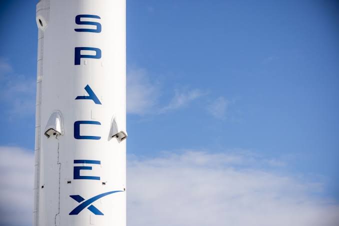 SpaceX Shares Tumble Over 50% From Post-IPO Peak as Investors Await First Earnings Report